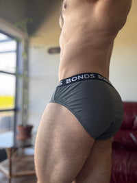 Bonds Hipster Briefs